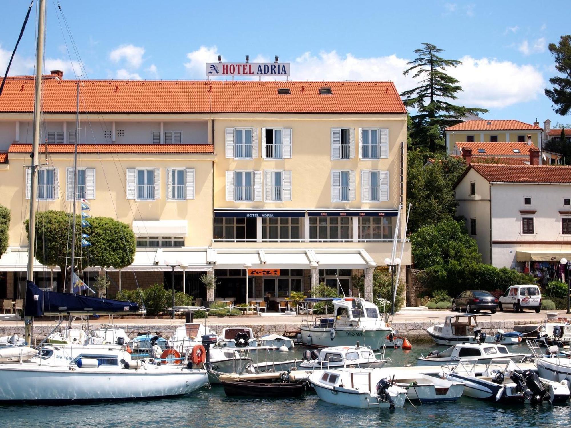 Hotel Adria Malinska Exterior photo
